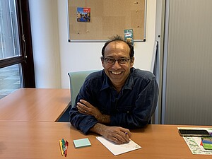 Shankar Raman in his office. Photo: M. Riegert